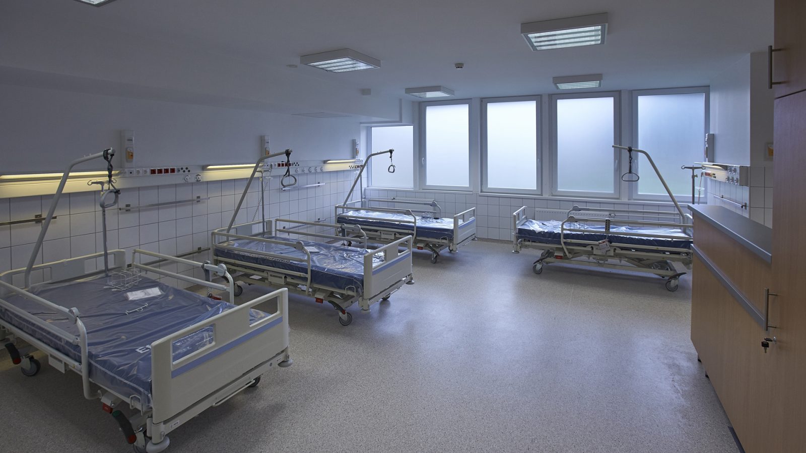 surgossegi megfigyelo